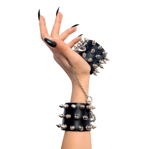 Наручники з шипами Art of Sex - Rose Spiked Leather Handcuffs, натуральна шкіра