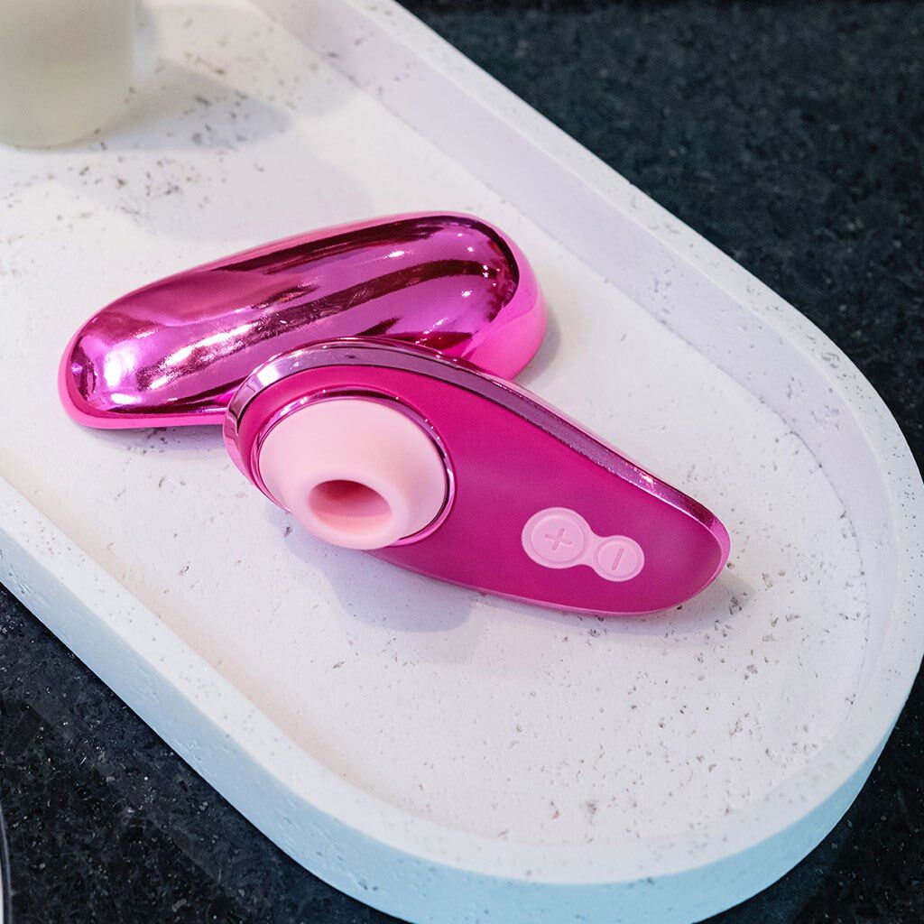 sx2517-95351241439949 Вакуумний кліторальний стимулятор Womanizer Liberty 2 Iggy Azalea, 8 режимів, магнітна кришечка